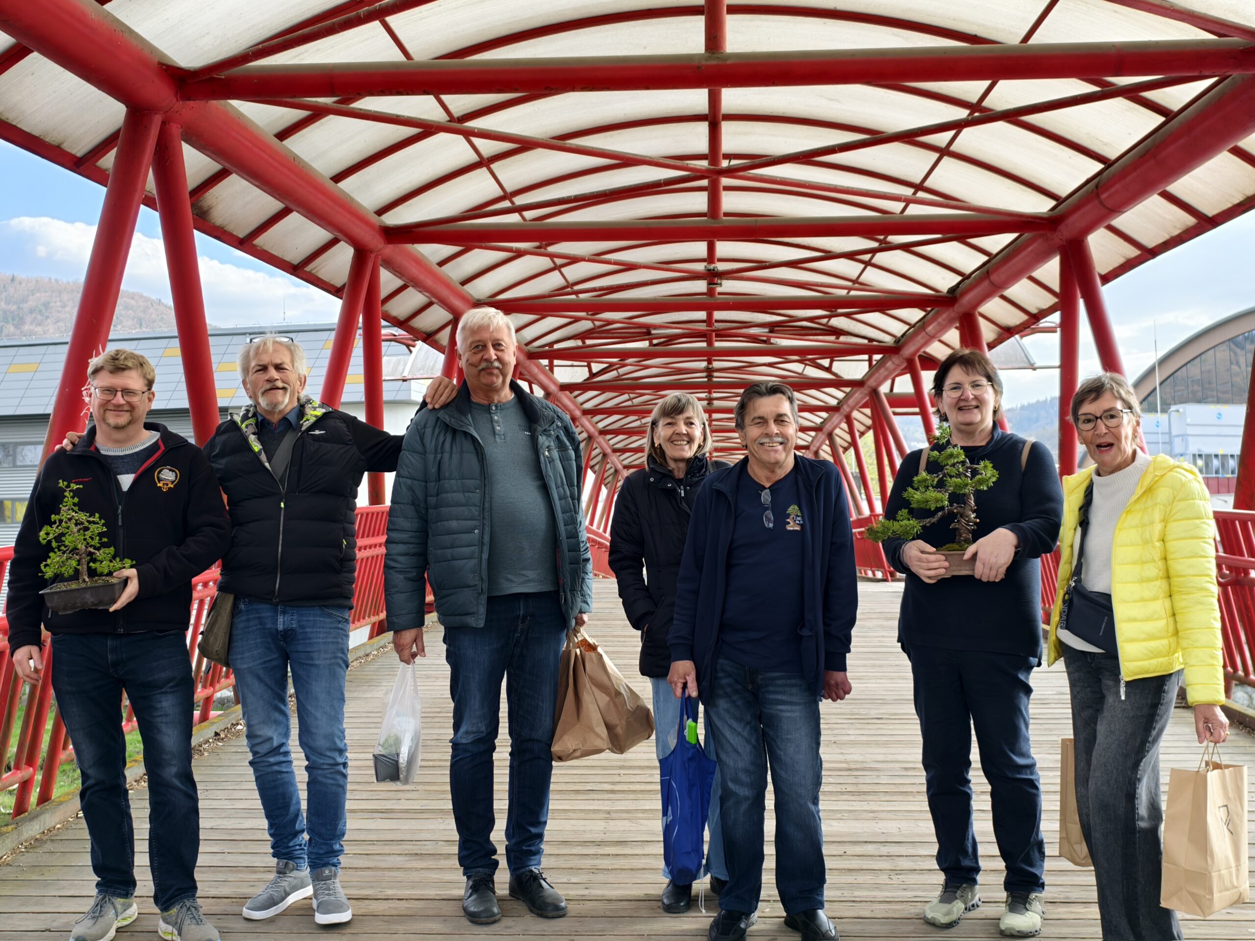 format: 0; filter: 0; fileterIntensity: 0.0; filterMask: 0; captureOrientation: 0;
runfunc: 0; algolist: 0;
multi-frame: 1;
brp_mask:0;
brp_del_th:0.0000,0.0000;
brp_del_sen:0.0000,0.0000;
motionR: 0;
delta:1;
bokeh:1;
module: photo;hw-remosaic: false;touch: (-1.0, -1.0);sceneMode: 13107200;cct_value: 0;AI_Scene: (-1, -1);aec_lux: 171.0;aec_lux_index: 0;albedo:  ;confidence:  ;motionLevel: 0;weatherinfo: weather?Schauer, icon:5, weatherInfo:100;temperature: 27;